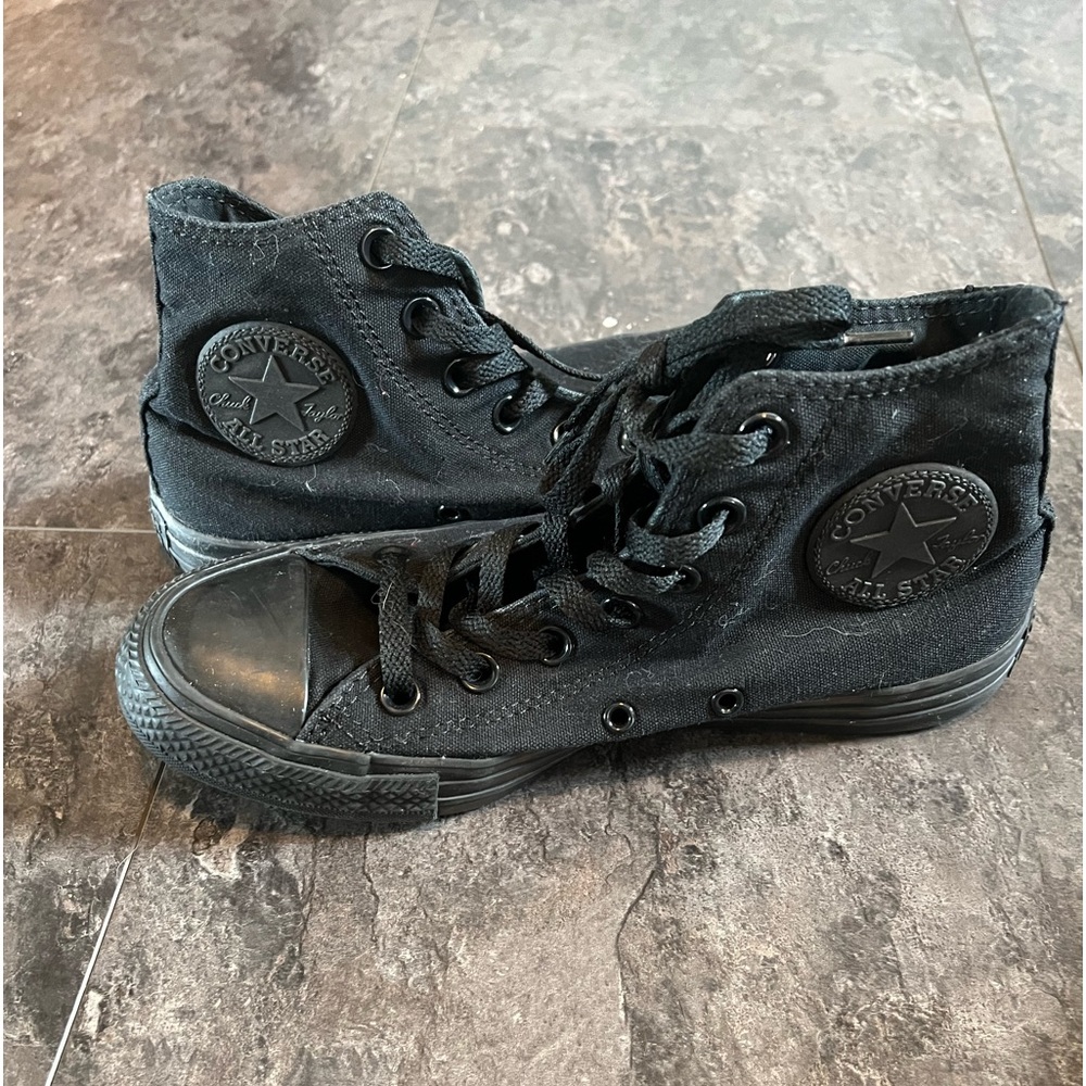 All black converse